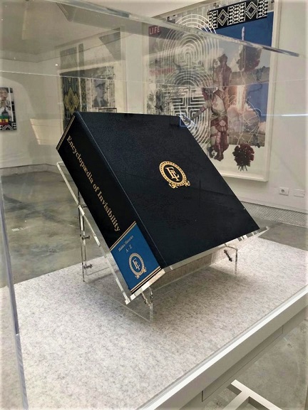  []