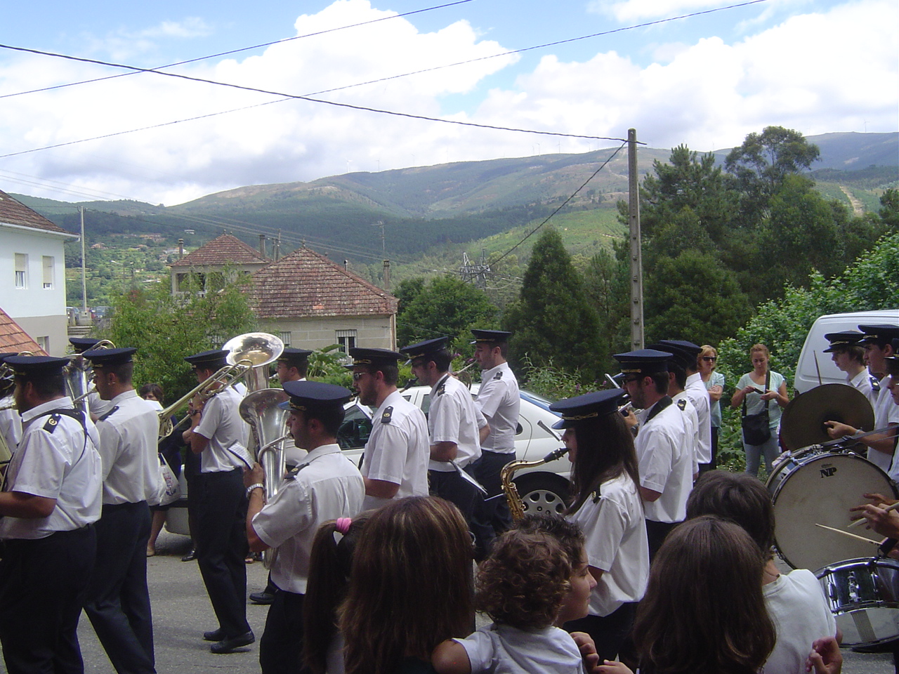  []